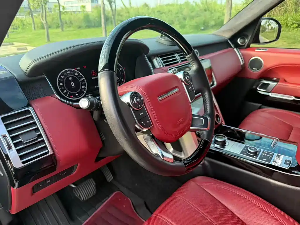 Land Rover Range Rover — миниатюра 7