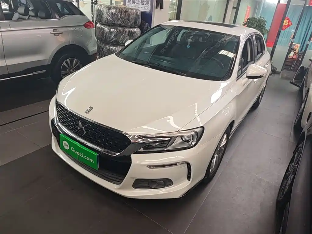 DS DS 4S 2018