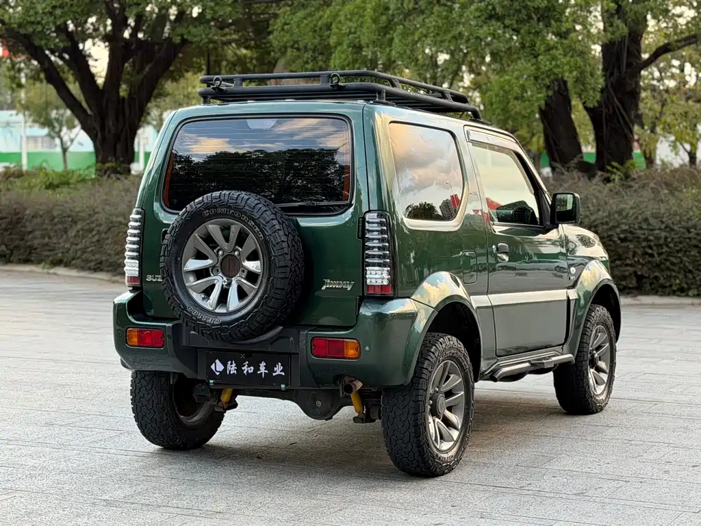 Suzuki Jimny — миниатюра 18