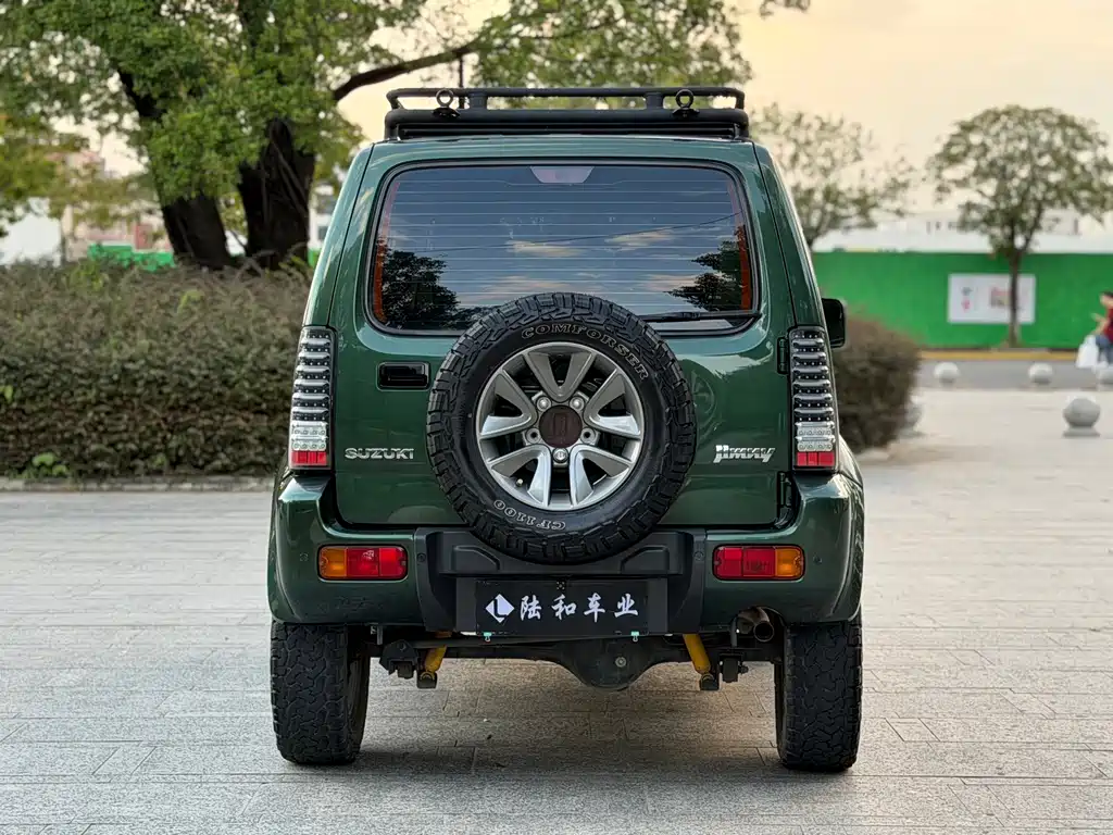 Suzuki Jimny — миниатюра 19