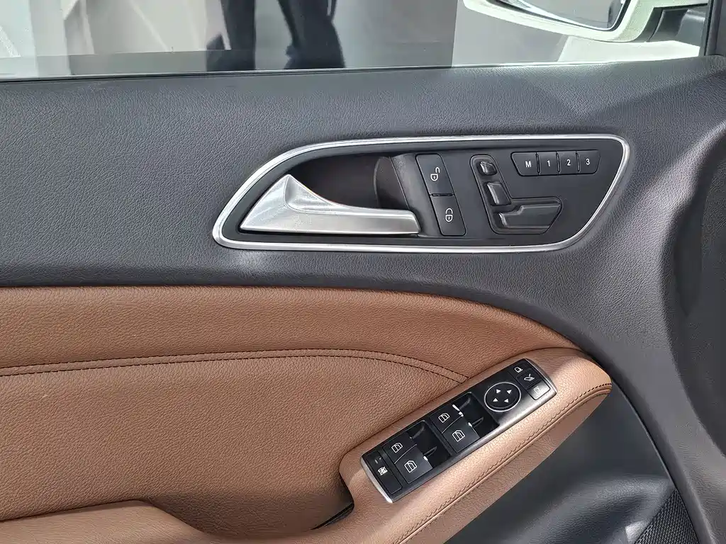 Mercedes-Benz B-Class — миниатюра 8