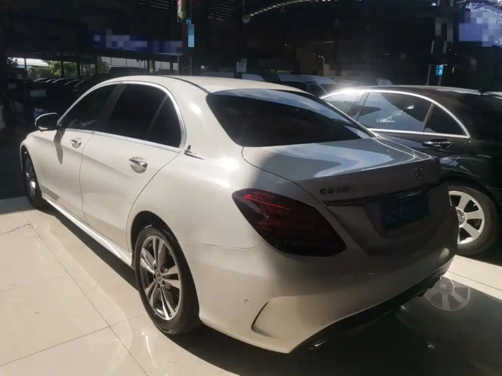Mercedes-Benz C-Class — миниатюра 5