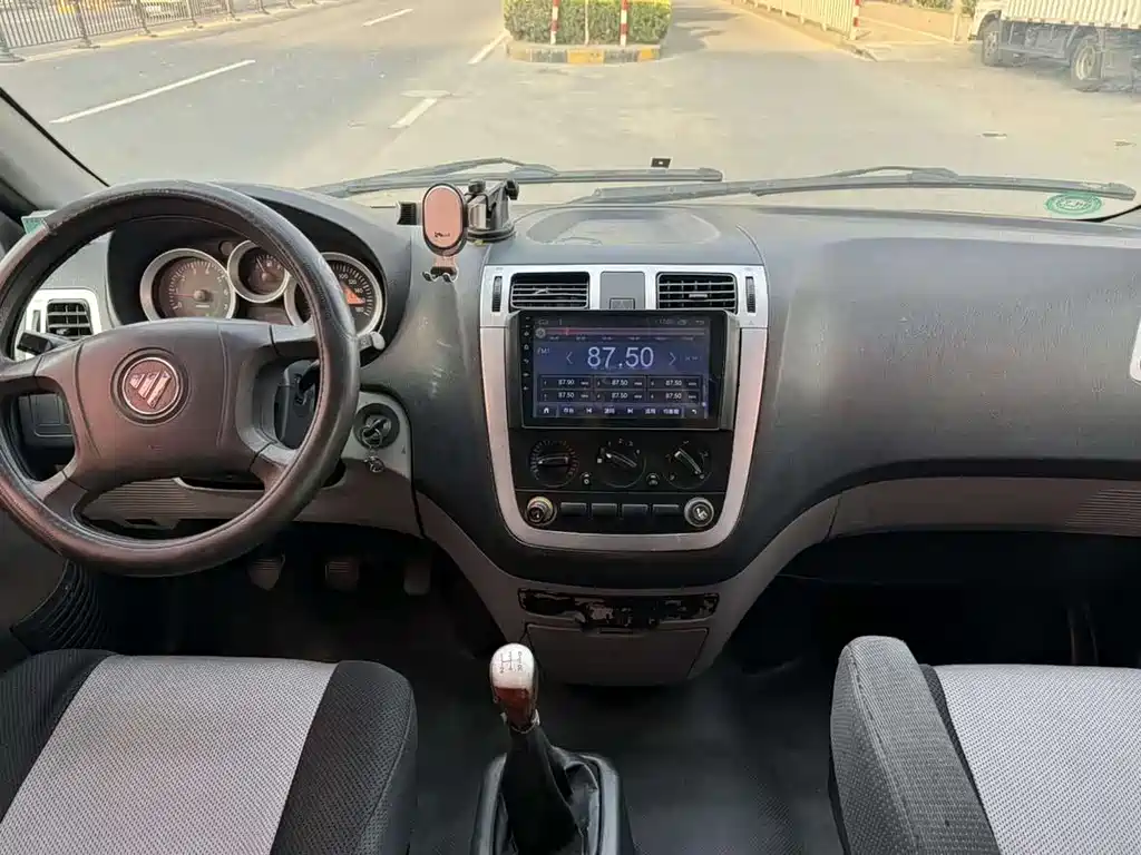Foton Maverick E — миниатюра 9