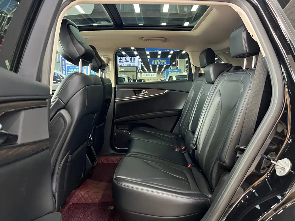 Lincoln Nautilus 2021 2.0T Premium