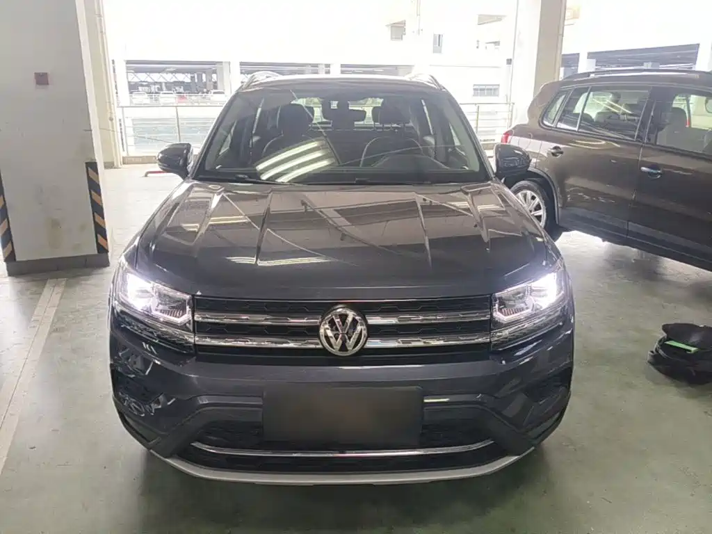 Volkswagen Tharu — миниатюра 3