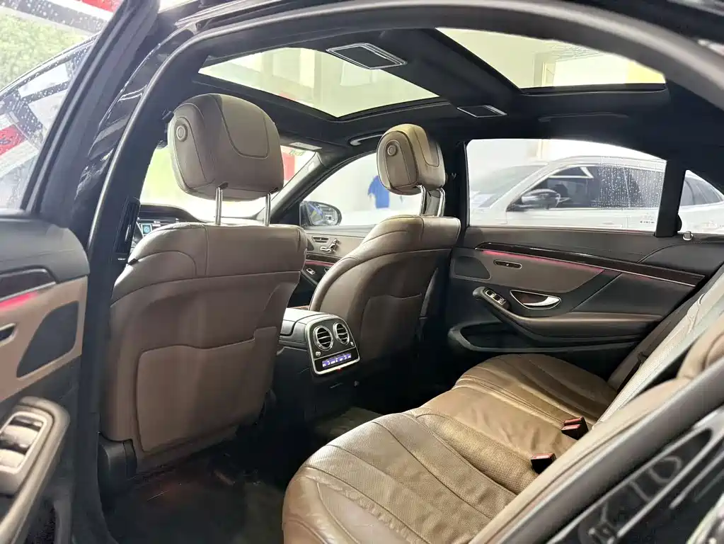 Mercedes-Benz S-Class — миниатюра 8