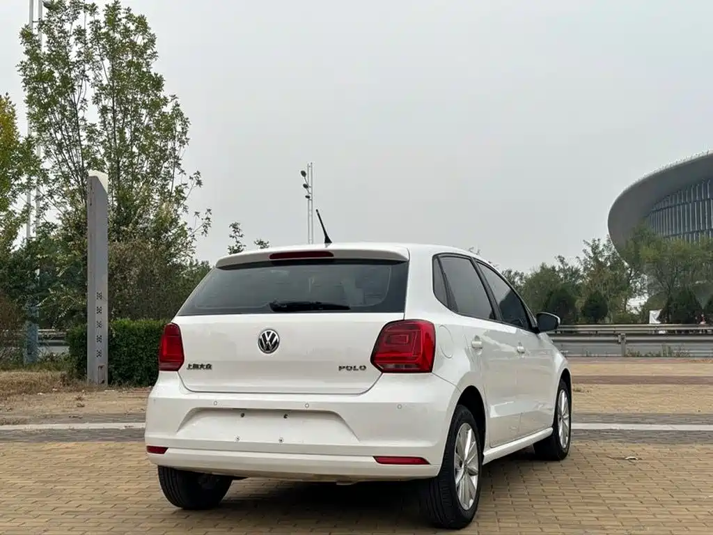 Volkswagen Polo — миниатюра 4