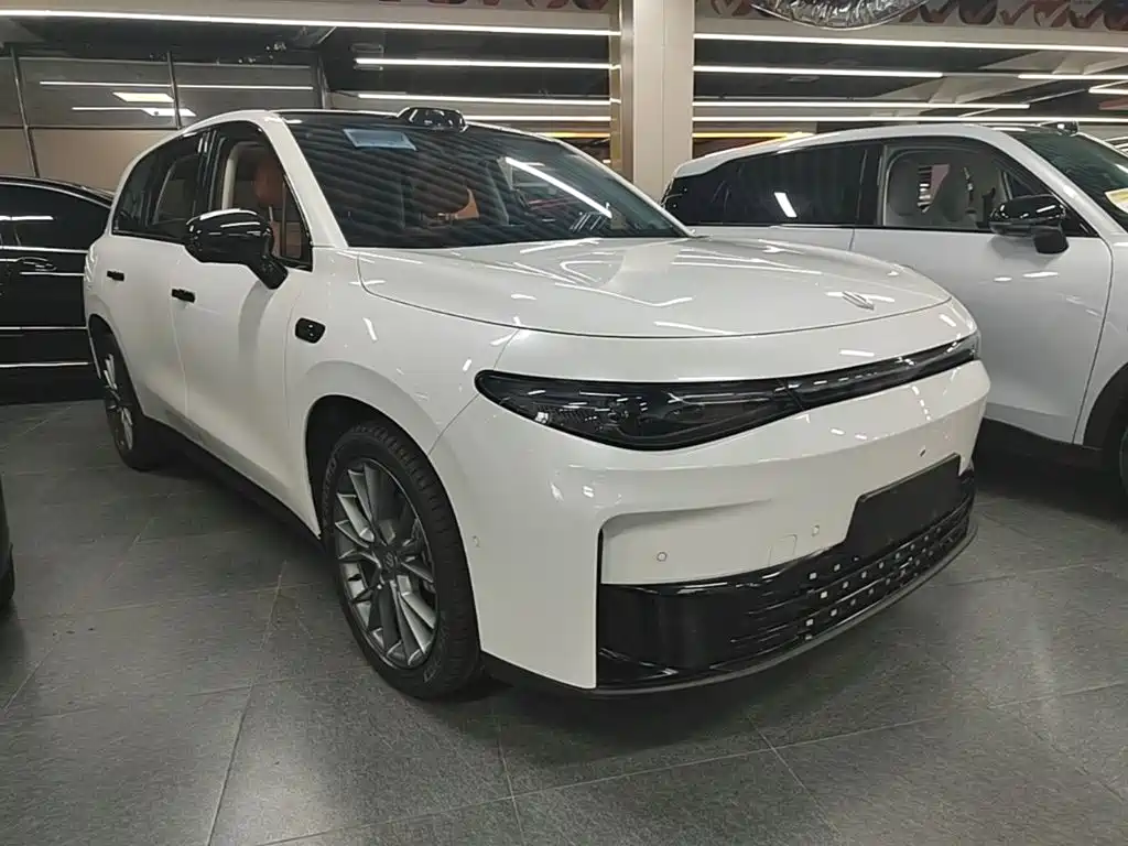 Leapmotor Leapmotor C10 — миниатюра 4