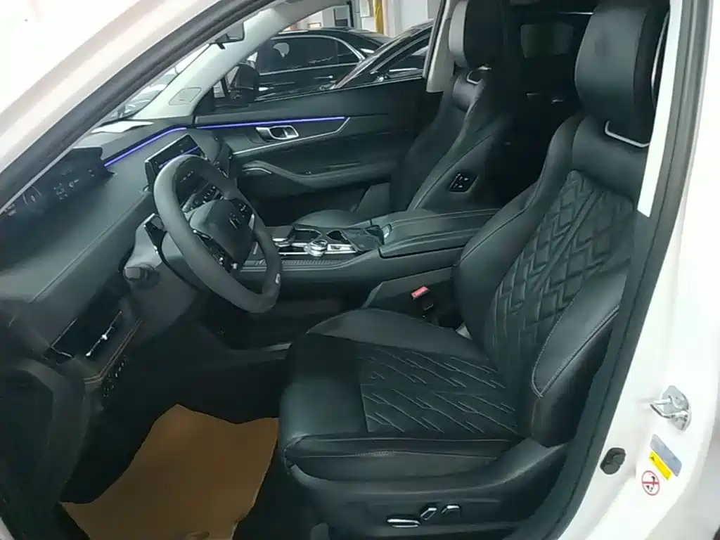 Changan UNI-K iDD — миниатюра 15