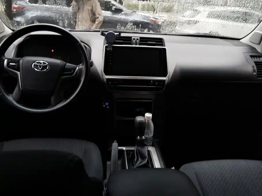 Toyota Prado — миниатюра 11
