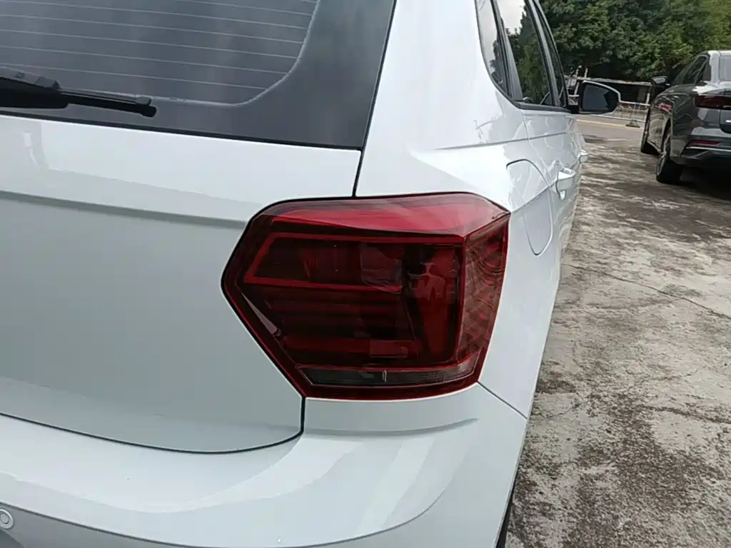 Volkswagen Polo — миниатюра 8