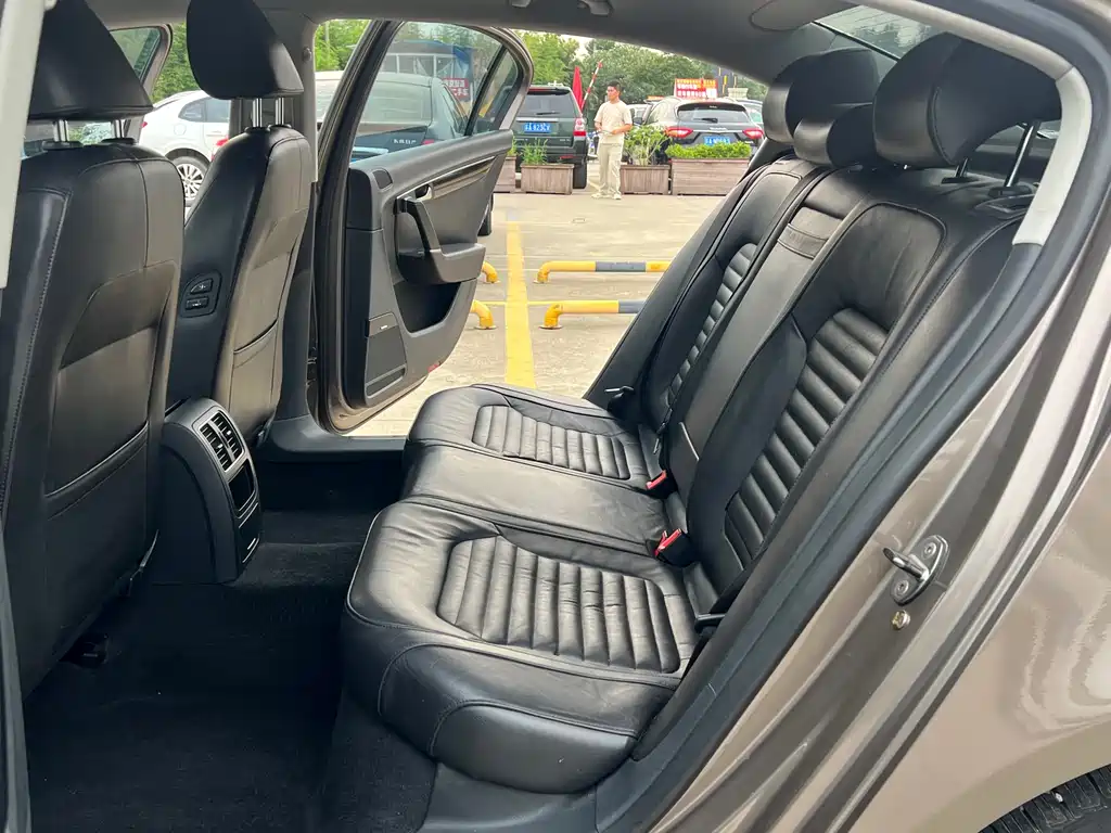 Volkswagen Magotan 2012 1.8TSI Luxury