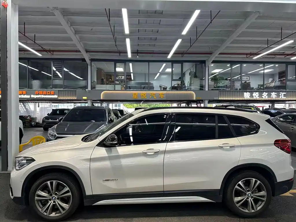 BMW X1 — миниатюра 4