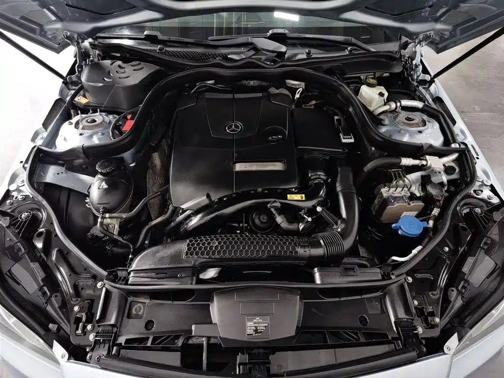 Mercedes-Benz E-Class E 2015 E 260 L Sport