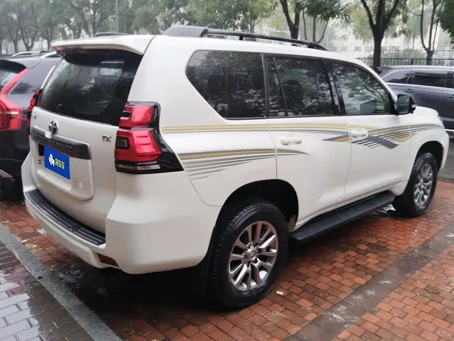 Toyota Prado — миниатюра 3