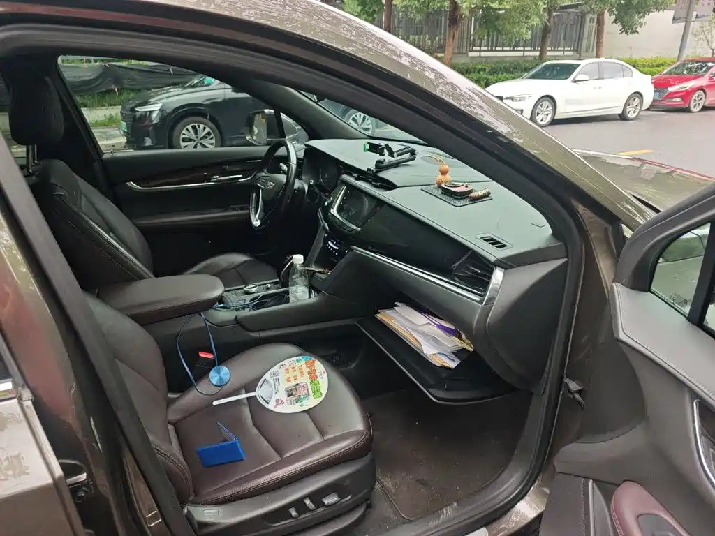 Cadillac XT6 — миниатюра 20