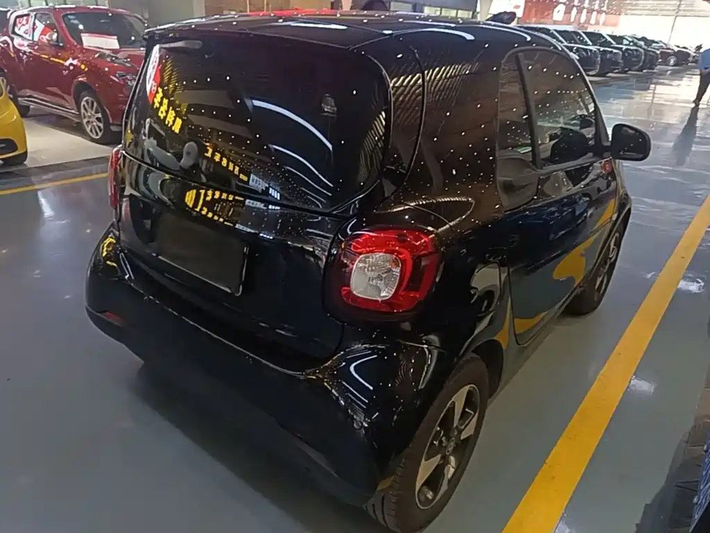 smart Smart Fortwo — миниатюра 7