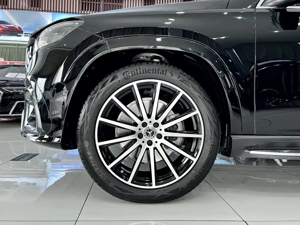 Mercedes-Benz GLS — миниатюра 27