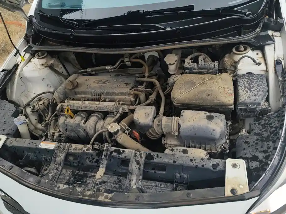 Hyundai Verna — миниатюра 10