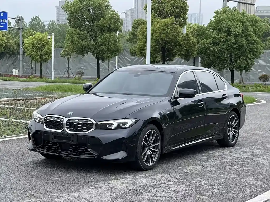 BMW 3 Series 2025