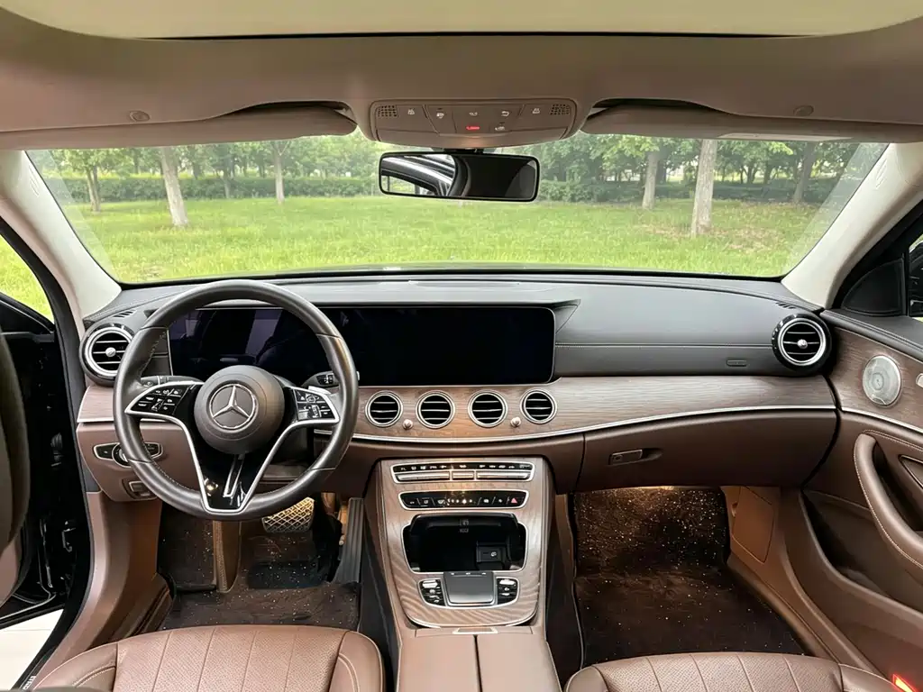 Mercedes-Benz E-Class E 2023 E 300 L Luxury