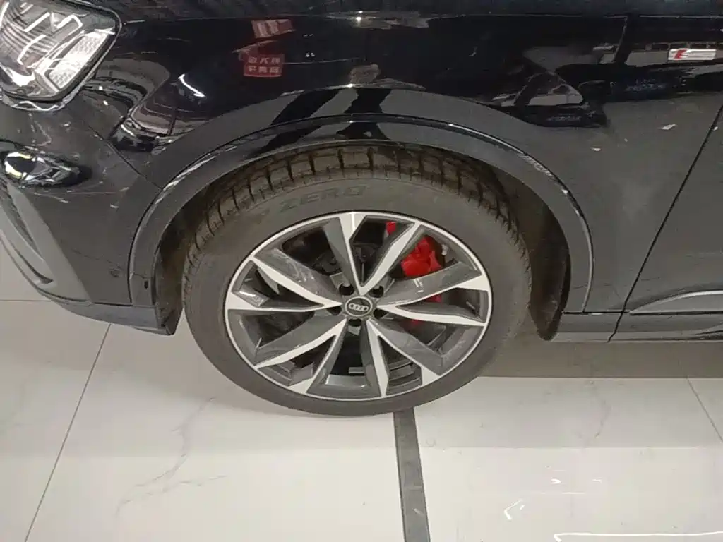 Audi Q7 — миниатюра 23