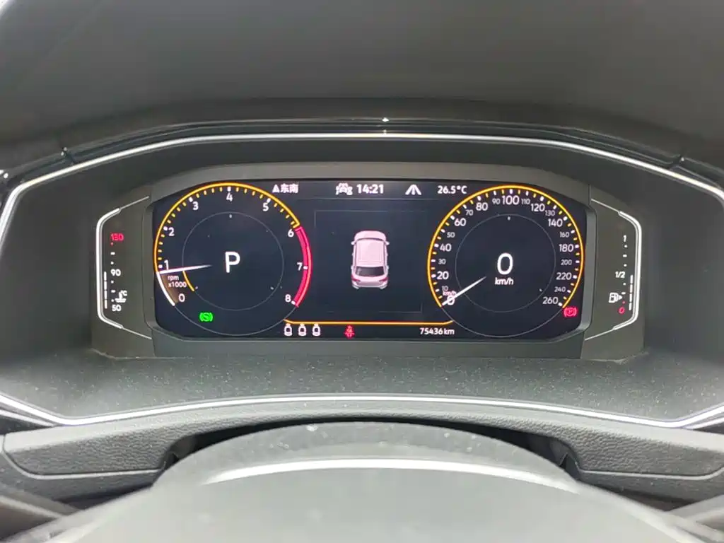 Volkswagen T-Roc — миниатюра 16