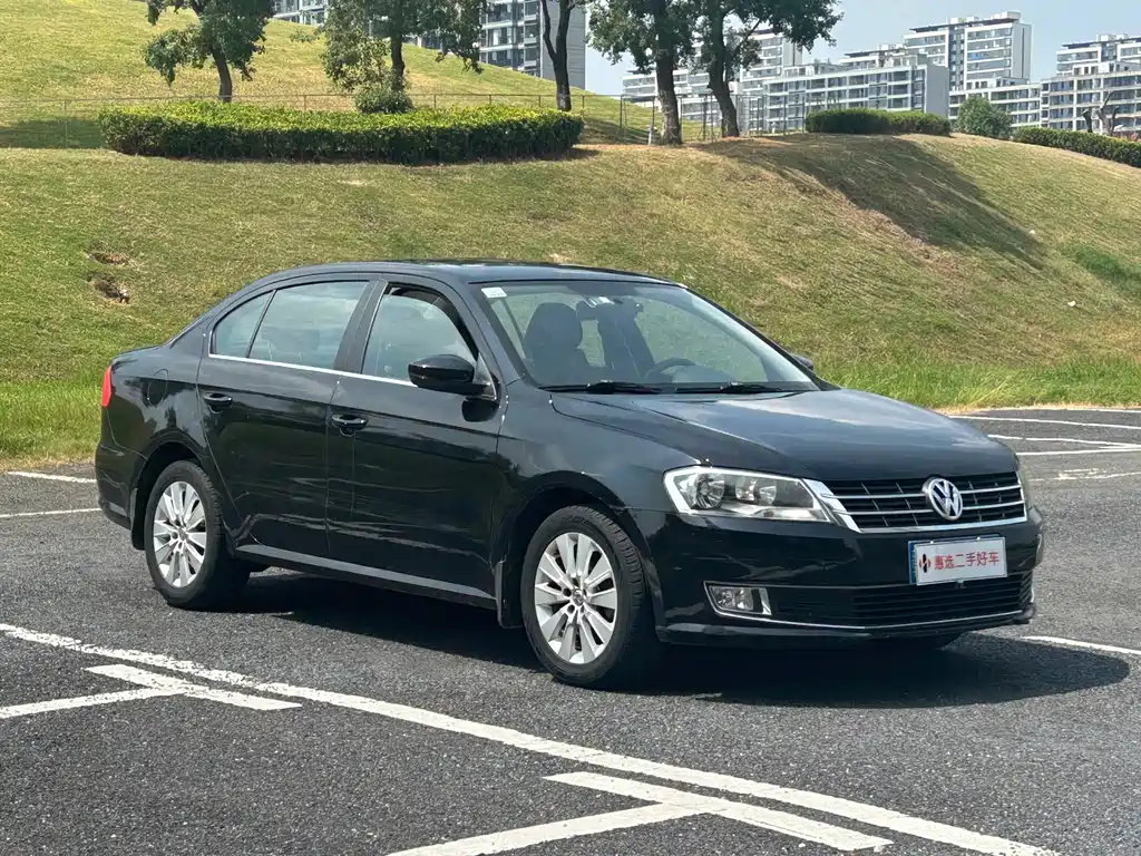 Volkswagen Lavida — миниатюра 3