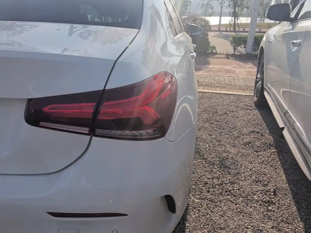 Mercedes-Benz A-Class — миниатюра 8
