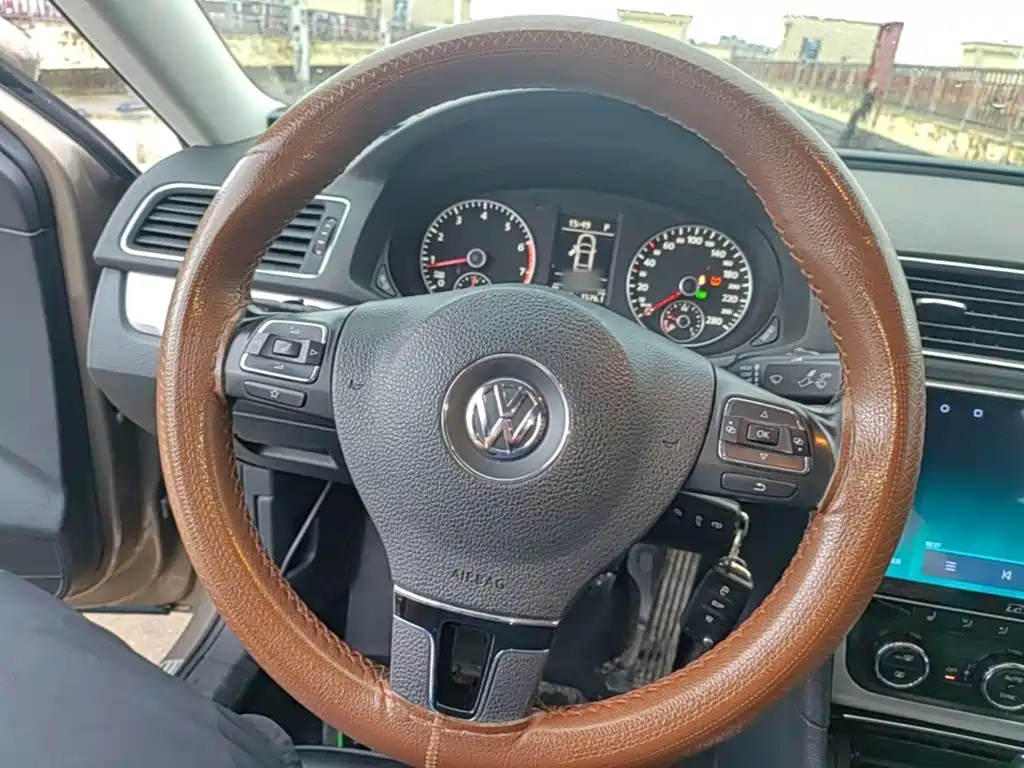 Volkswagen Passat — миниатюра 11
