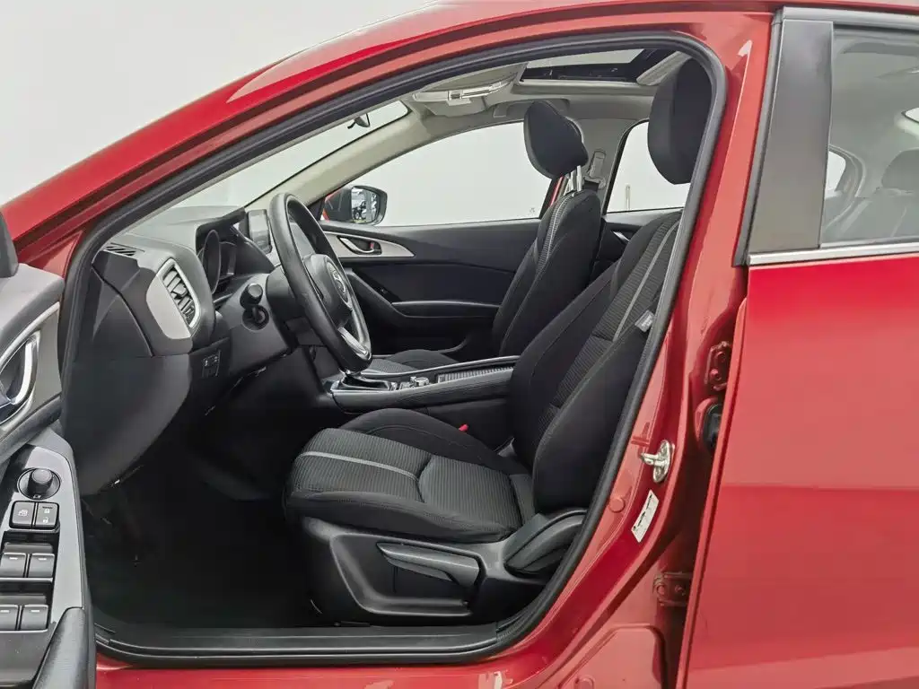 Mazda 3 Axela — миниатюра 10
