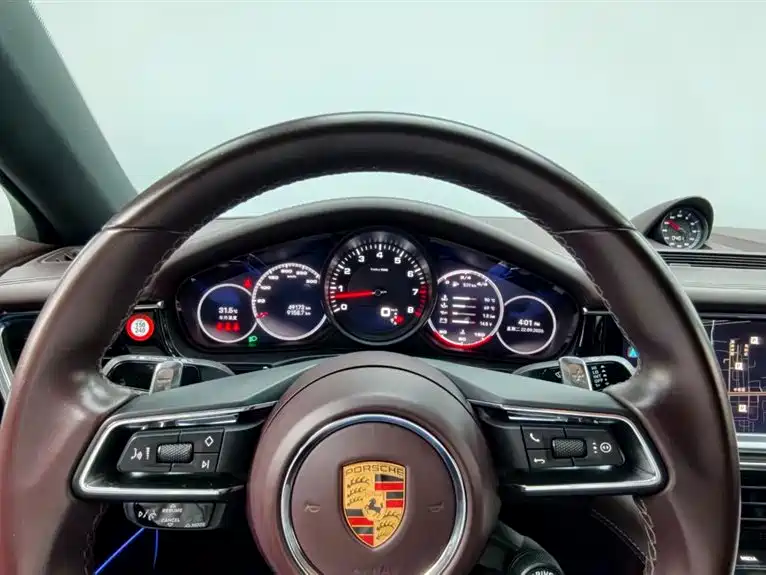 Porsche Panamera — миниатюра 11