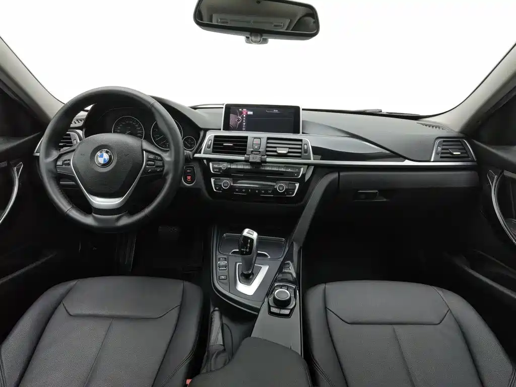 BMW 3 Series — миниатюра 5