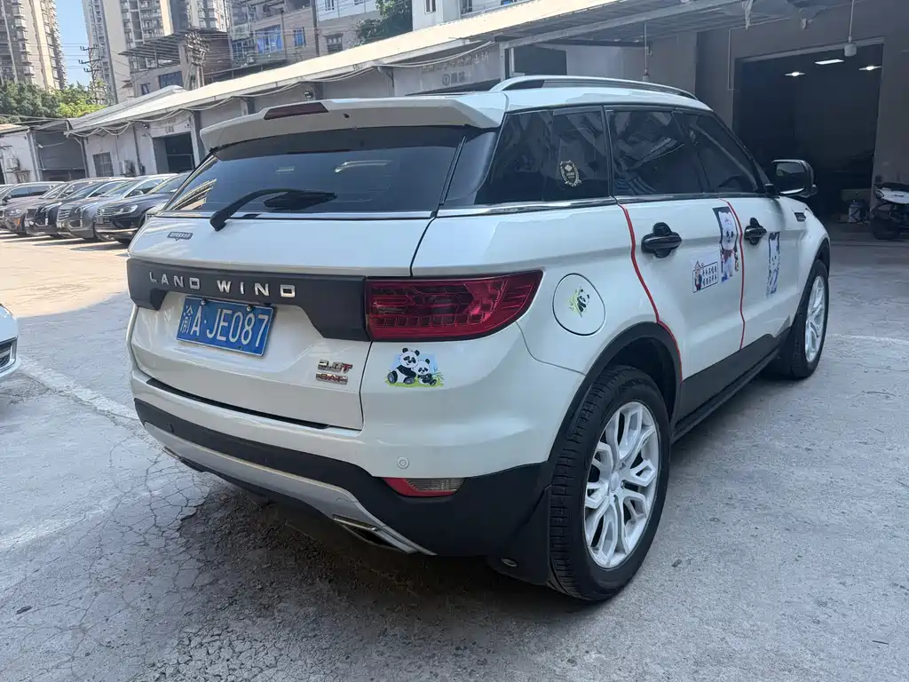 Landwind X7 2016 2.0T Luxury