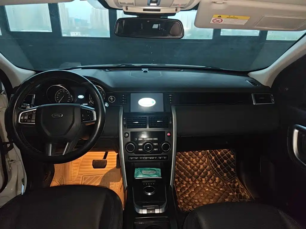 Land Rover Discovery Sport — миниатюра 12