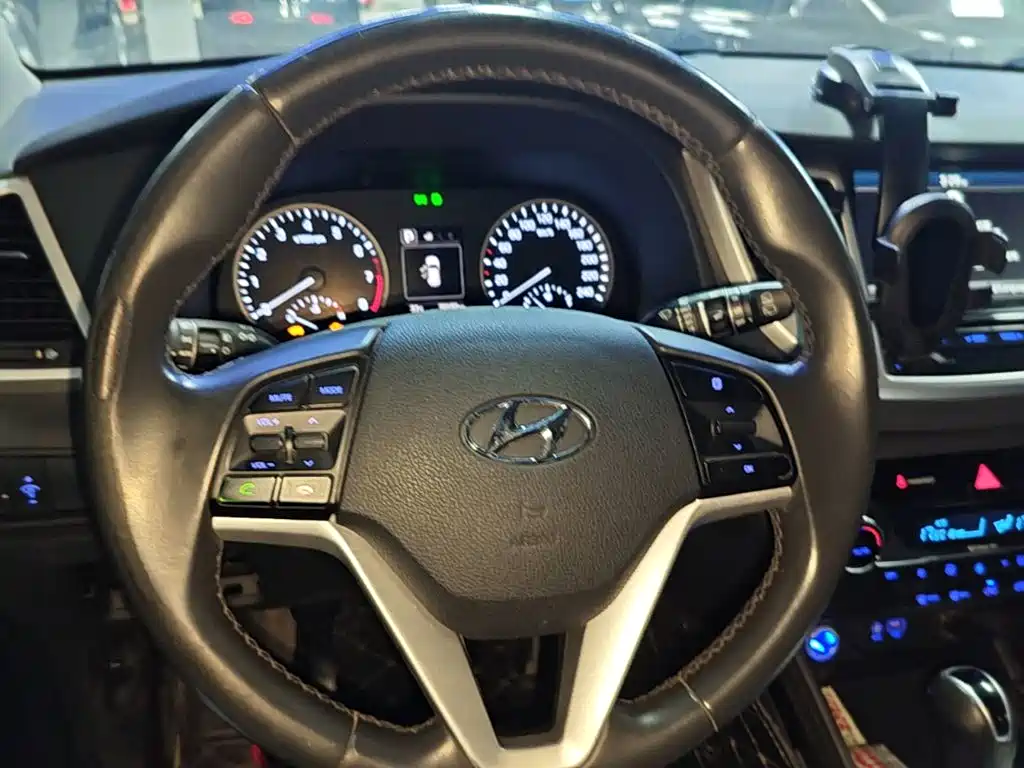 Hyundai Tucson — миниатюра 11