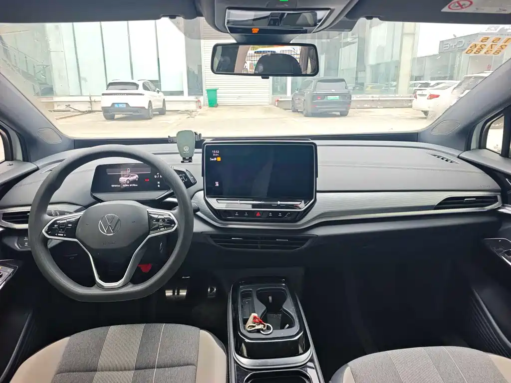 Volkswagen ID.4 Crozz — миниатюра 3