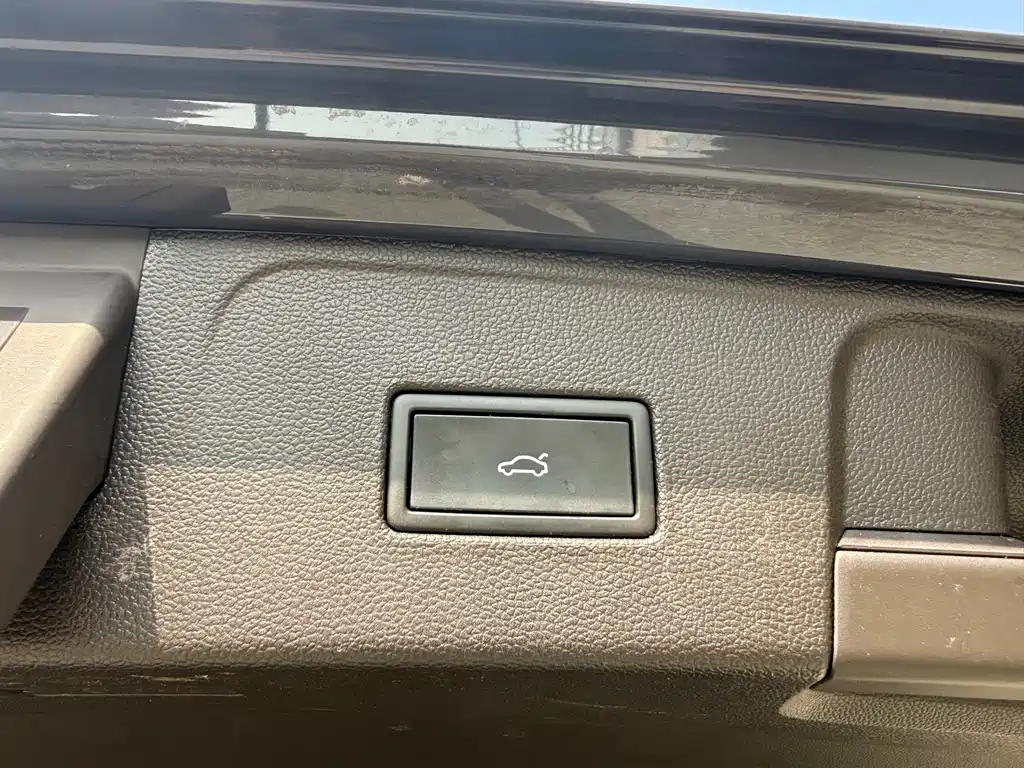 Volkswagen Teramont — миниатюра 20