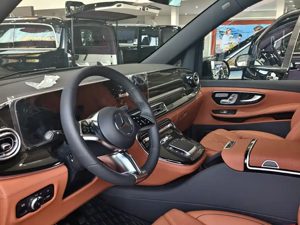 MERCEDES-BENZ V CLASS