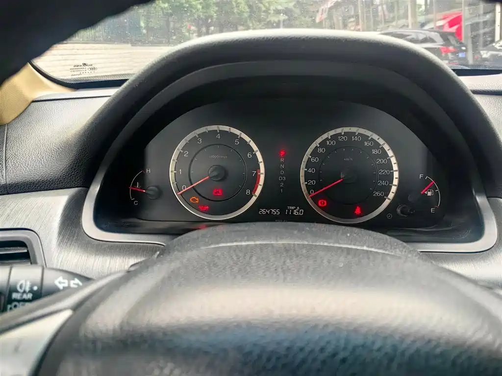 Honda Accord — миниатюра 9