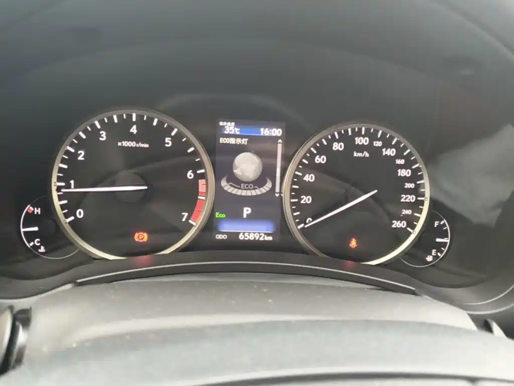 Lexus NX — миниатюра 12