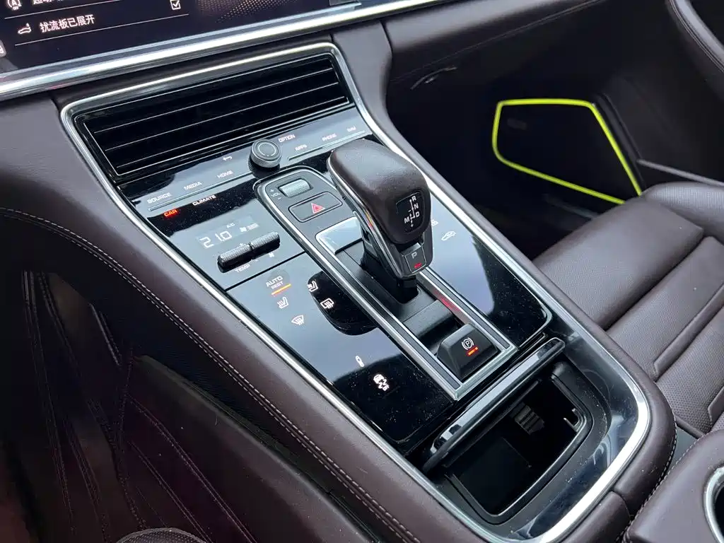 Porsche Panamera — миниатюра 13