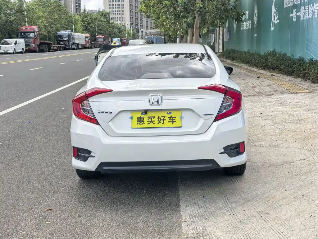 Honda Civic — миниатюра 12
