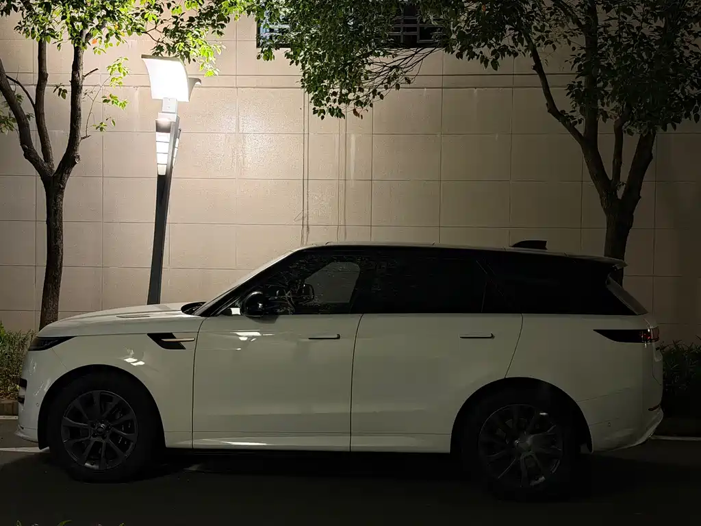 Land Rover Sport — миниатюра 3