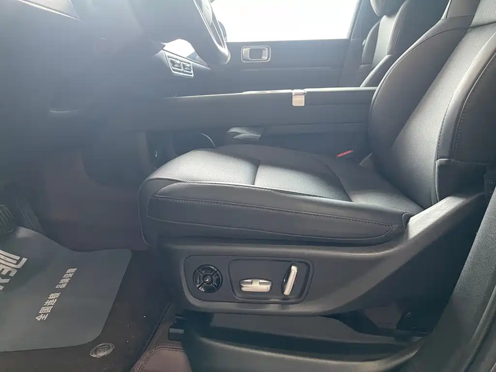 Li Auto Li L6 — миниатюра 14