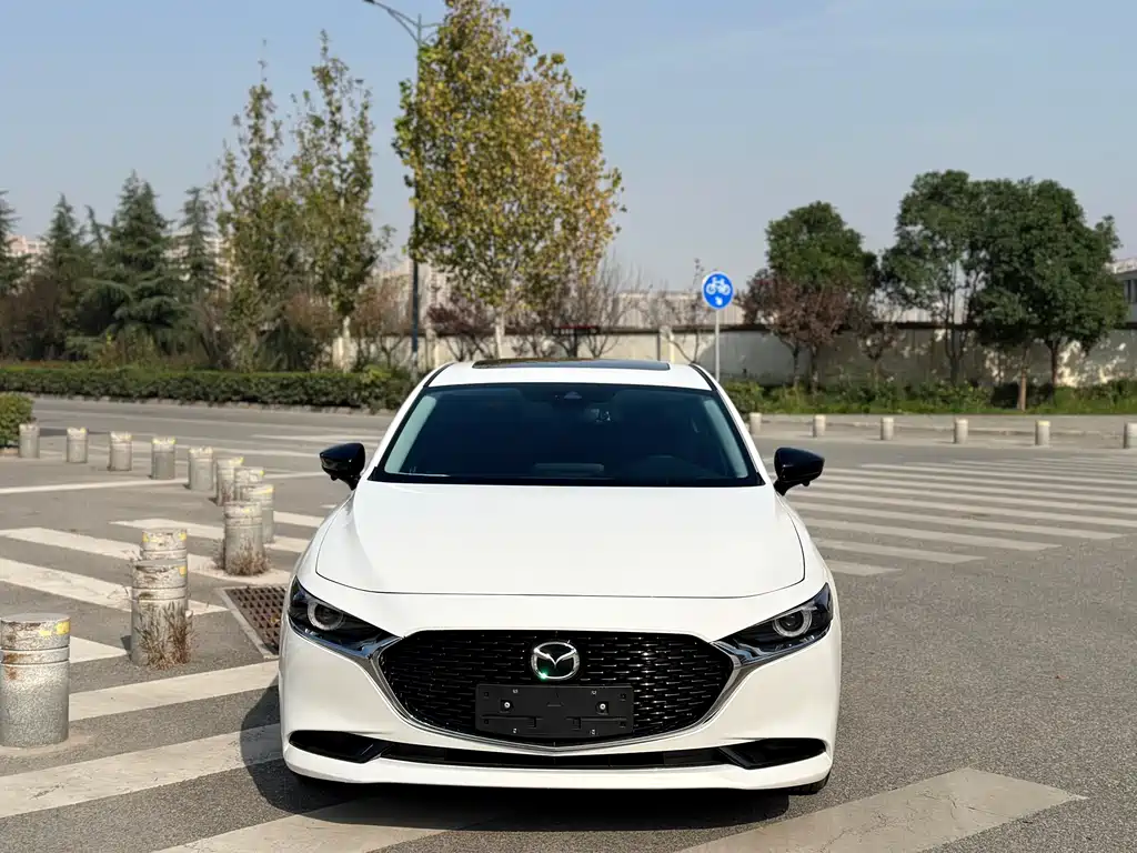 MAZDA 3 ANGKESAILA
