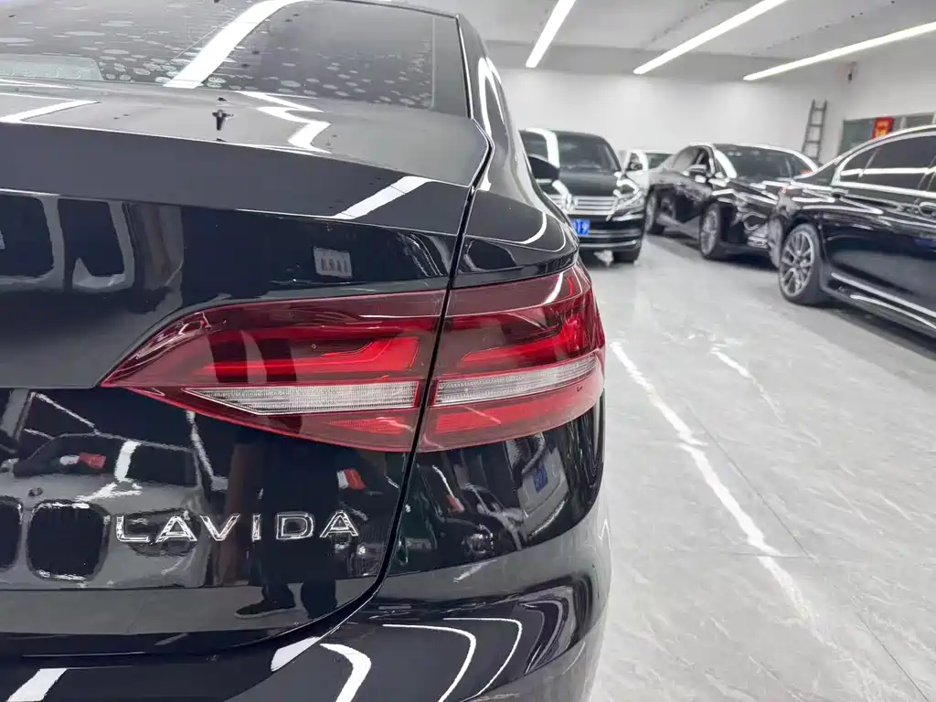 Volkswagen Lavida — миниатюра 20