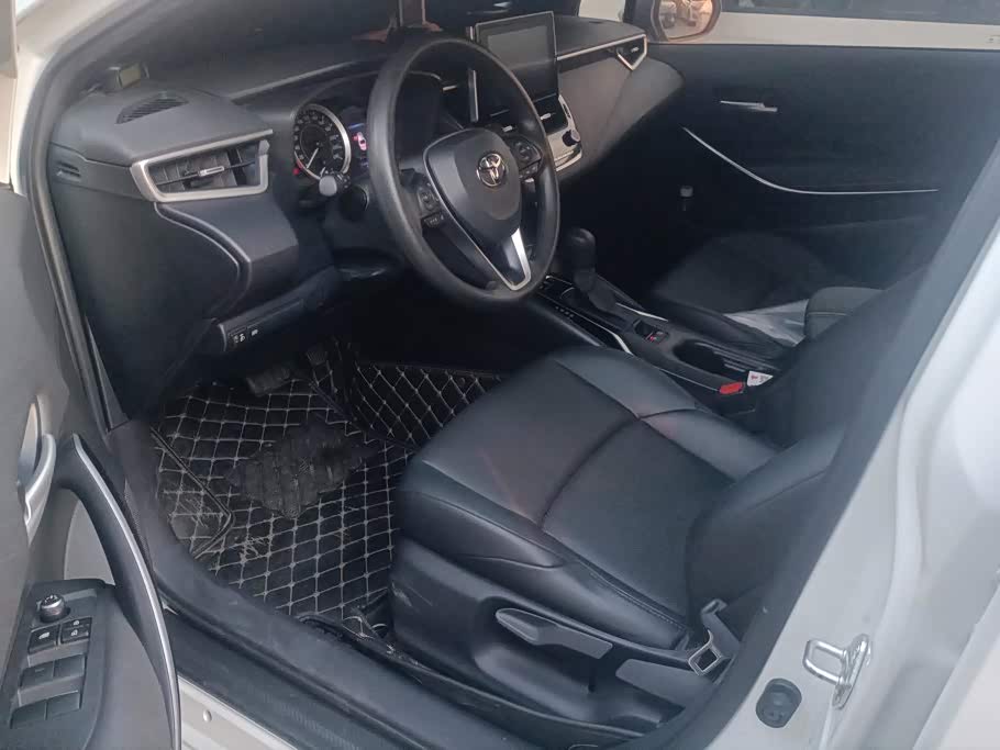 Toyota Levin 1.2 л 2022 г. Белый, пробег 35200 км