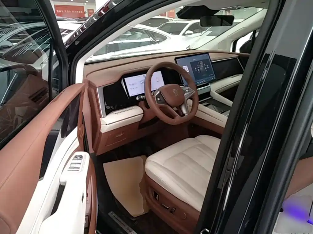 BYD Xia — миниатюра 16