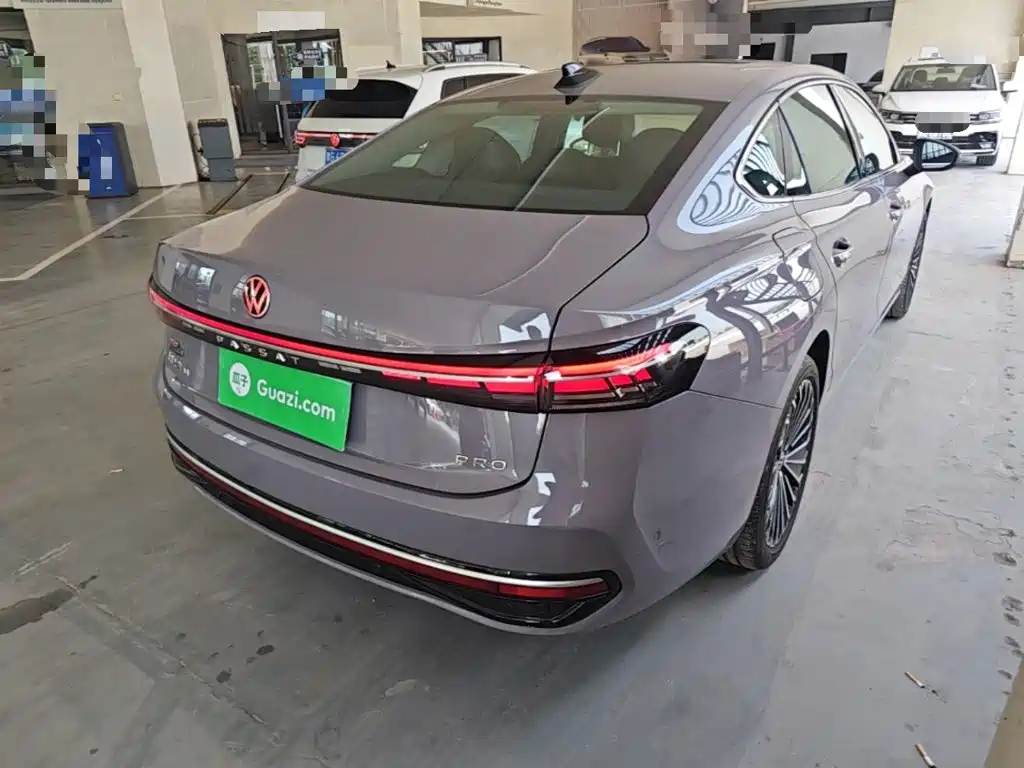 Volkswagen Passat 2025 Pro 380TSI
